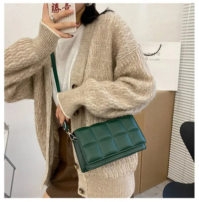 1Pcs Womens Bag Autumn Winter New Female Literary SingleShoulder Bag Minority Design CrossBody Bag Trend Womens Bag Bolsos