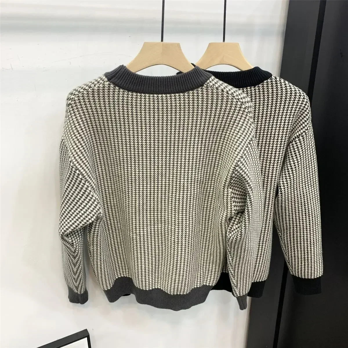 Man Clothes Round Collar Plaid Knitted Sweaters for Men Pullovers Crewneck Black Spring Autumn Elegant Designer Luxury Sheap A S